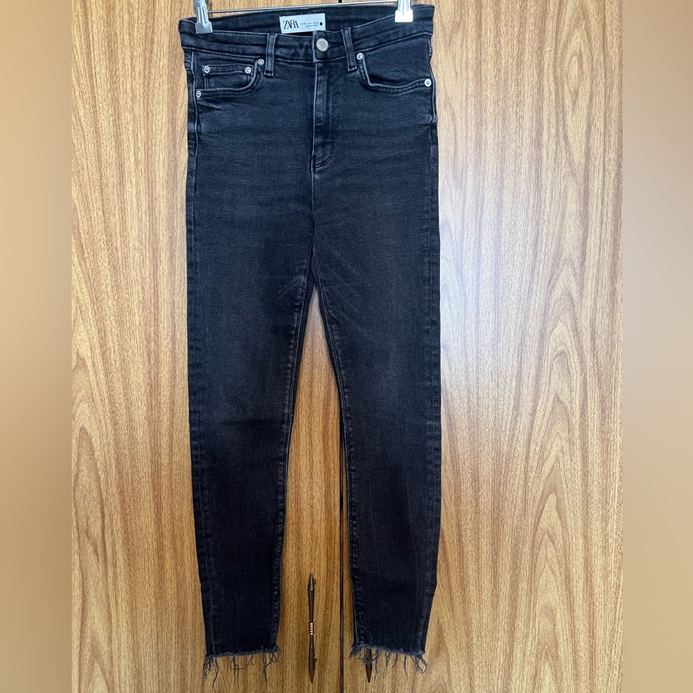 Zara Women's Black Jeans